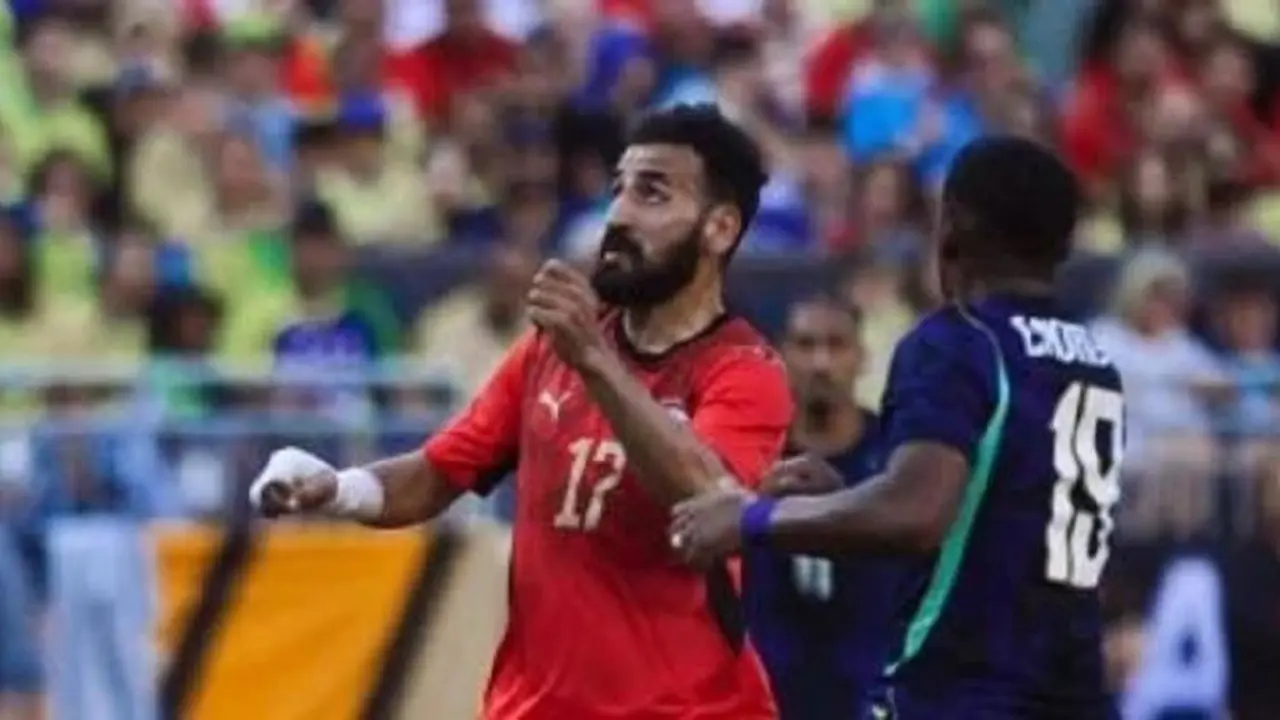 تهديد لغياب 3 لاعبين مصريين عن دور الـ32 بكأس العالم